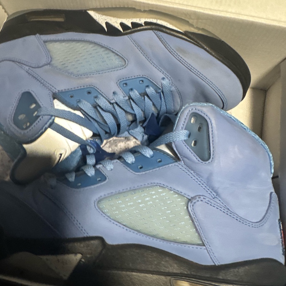 Meet your Posher, Deroyce